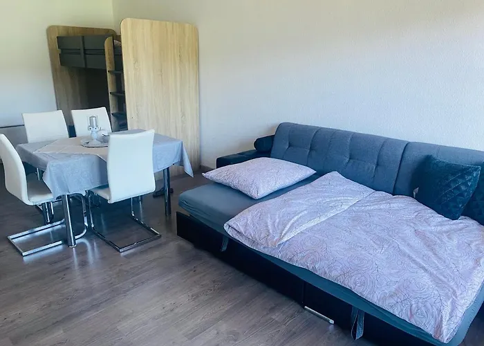 Gemuetliche Seeblickwohnung Lara