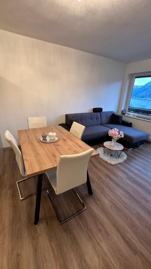 Gemuetliche Seeblickwohnung Lara Apartment